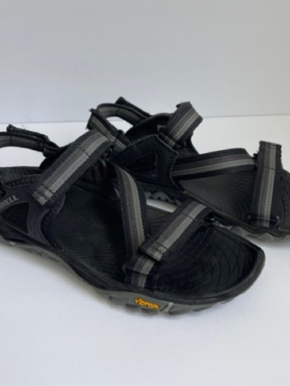 Merrell Black and Gray Sandals